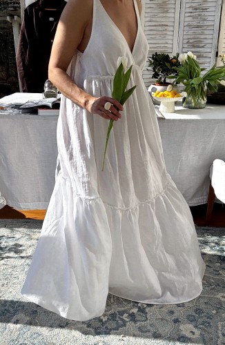 długa zwiewna sukienka z lnu - biała sukienka lniana szyta lokalnie - oeko-tex standard 100.jpeg