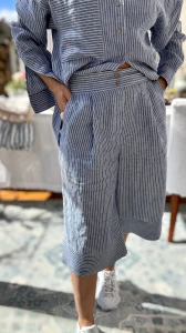 Bermudy lniane  Day & Night Len w błękitno - niebieskie prążki S/M 